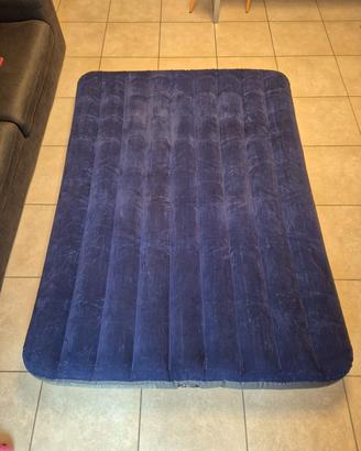 Materasso gonfiabile con pompa elettrica