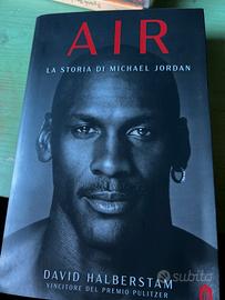 Libro sulla vita di Micheal Jordan