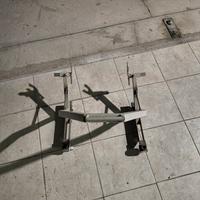 cavalletto posteriore Moto