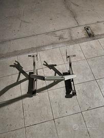 cavalletto posteriore Moto