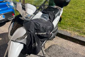 People s 200 i bianco settembre 2025 1300 km