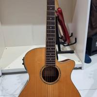 chitarra acustica Ibanez