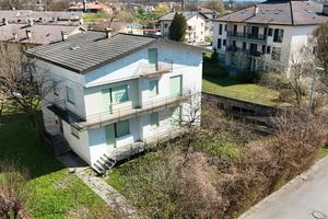 Casa indipendente in via Jacopo Facen, 7