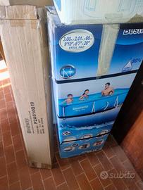 piscina usata in buono stato