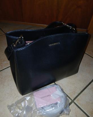 Borsa Coccinelle nera