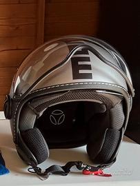 Casco momo design 2025