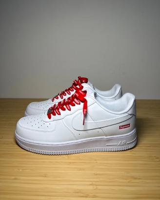 Sneakers basse SupremexNike Air Force 1 bianche/42