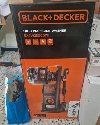 Idropulitrice Black & DECKER alta pressione.