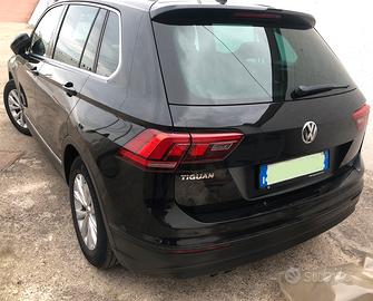 VW Tiguan 2.0 TDI 150 CV DSG park automatico