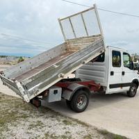 Iveco Daily 2.8 tdi 35C9 ribaltabile 7 posti
