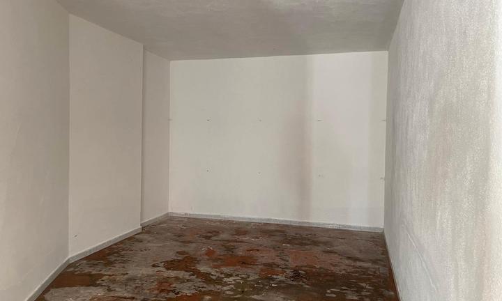 Magazzino-garage in pieno centro a tortoli