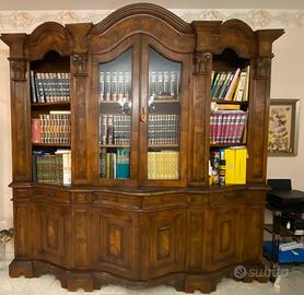 Libreria in legno massello