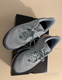 Sneakers donna Under Armour