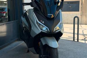 Honda Forza 350