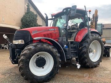TRATTORE USATO MARCA CASE MODELLO PUMA 200