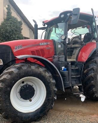 TRATTORE USATO MARCA CASE MODELLO PUMA 200