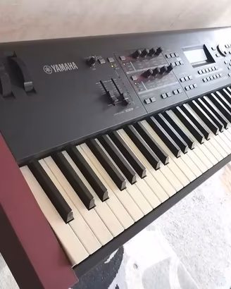 Sintetizzatore Yamaha moxf8