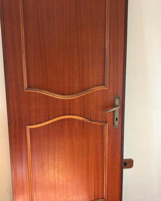 Porte in legno massello 