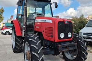 Trattore Massey Ferguson 5435