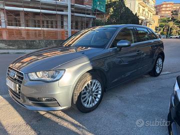Audi A3 SPB 1.6 TDI Ambiente