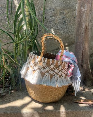 Cesta in vimini e macramè