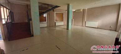 Immobile di 280 m² con 2 locali a Copparo