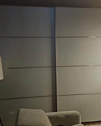 armadio 4 stagioni con ante vetro acidato