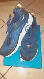 HOKA one one Clifton 5