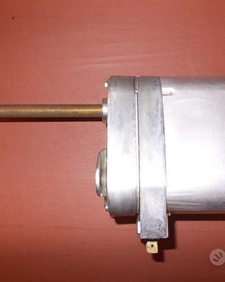 Motorino tergicristalli 12 Volt "DOGA"