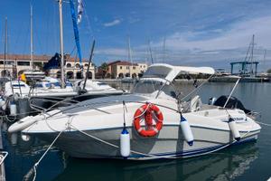 Barca quicksilver 635 wa