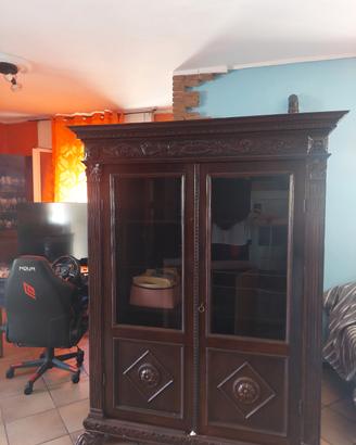 Credenza 