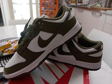 Nike dunk oliva