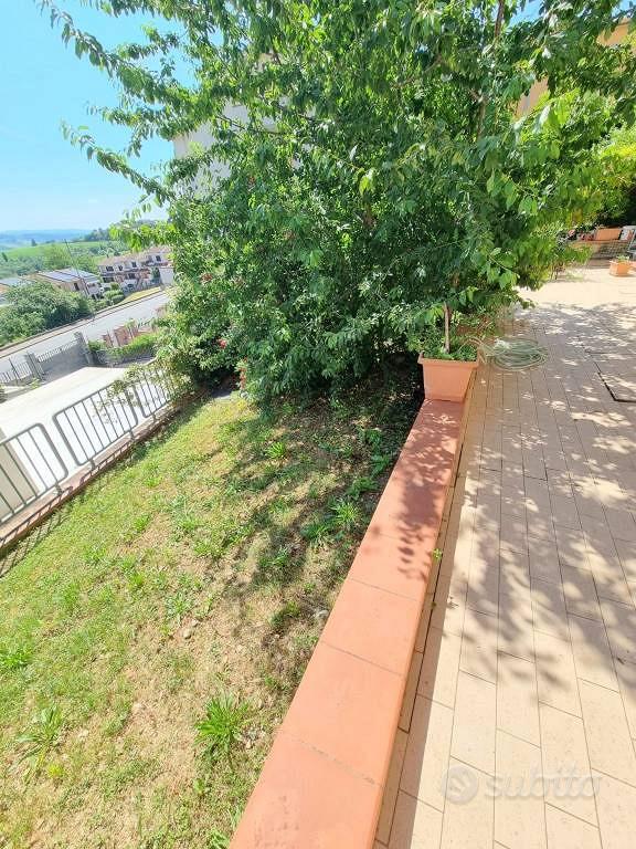 Apartment in Montespertoli - View 4