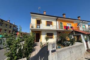 VILLASCHIERA DI TESTA RISTRUTTURATA