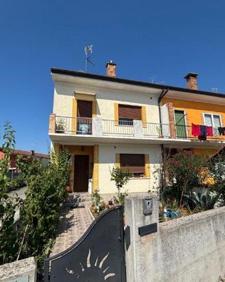 VILLASCHIERA DI TESTA RISTRUTTURATA