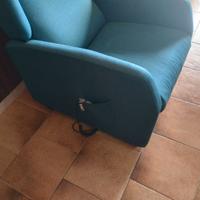 POLTRONA ORTOPEDICA ALZAPERSONA