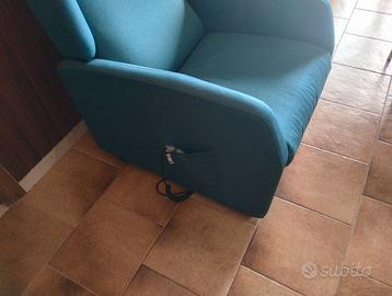 POLTRONA ORTOPEDICA ALZAPERSONA