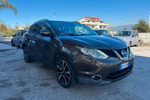 Nissan qashqai 1.5 full optional