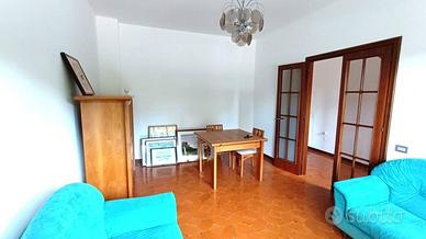 Pesaro villetta in bifamiliare 155 mq. + giardino