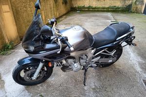Yamaha Fazer 600 2005