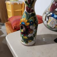 Vaso in Terracotta con disegni floreali