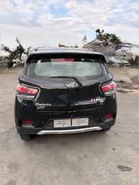 Mahindra KUV100
