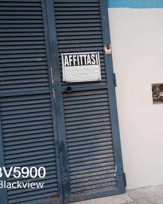 Piccolo locale commerciale