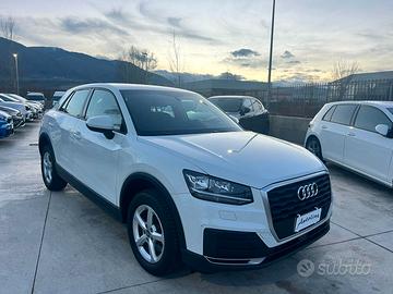 Audi Q2 1.6 TDI 116cv -S TRONIC- PERLATO
