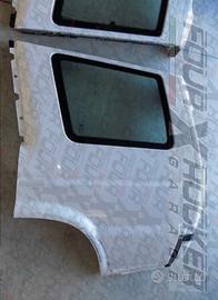 Fiancata posteriore SX Land Rover Discovery 2