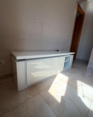 Arredamento pari al nuovo