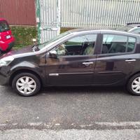 Renault Clio 1.2 16V 5 porte Luxe