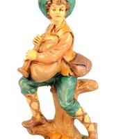 Presepe 20 cm  pastore suona cornamusa CARTAPESTA