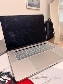 MACBOOK PRO 15" 2017 TOUCH BAR