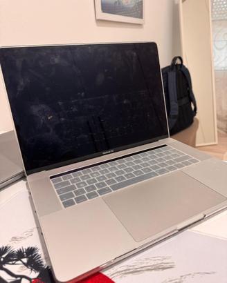 MACBOOK PRO 15" 2017 TOUCH BAR